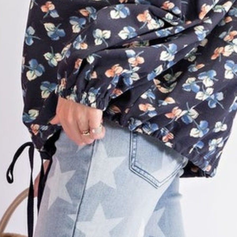 Easel - Navy Top with Floral Print - Picture 5 of 6